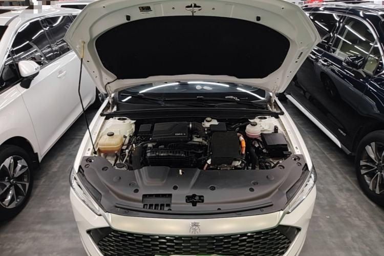 Used BYD Qin PLUS 2023 Champion Edition DM-i 55KM Leading Model Engine Bay