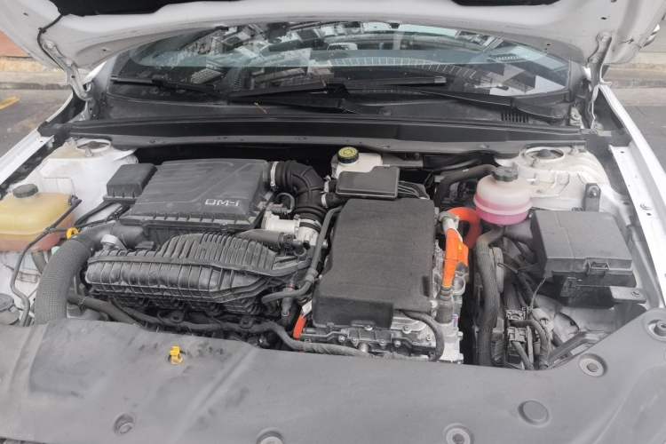 Used BYD Qin PLUS 2023 Champion Edition DM-i 55KM Leading Model Engine Bay