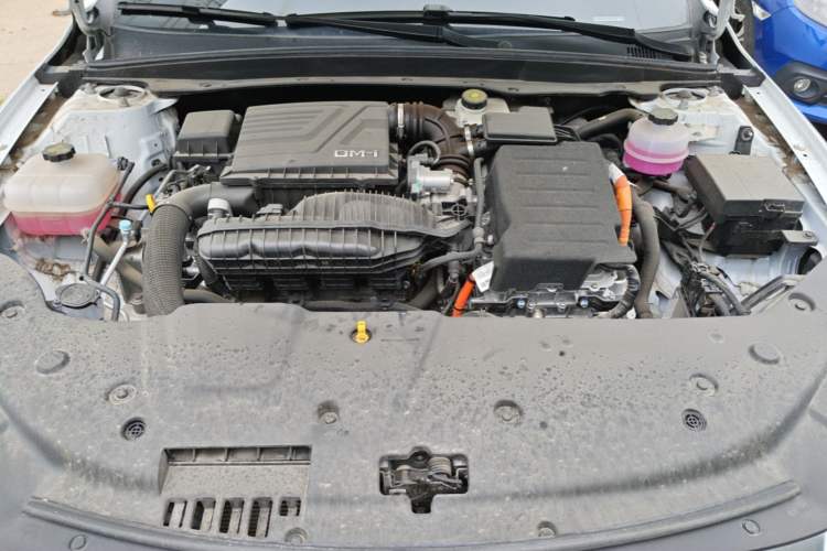 Used BYD Qin PLUS 2023 Champion Edition DM-i 55KM Leading Model Engine Bay