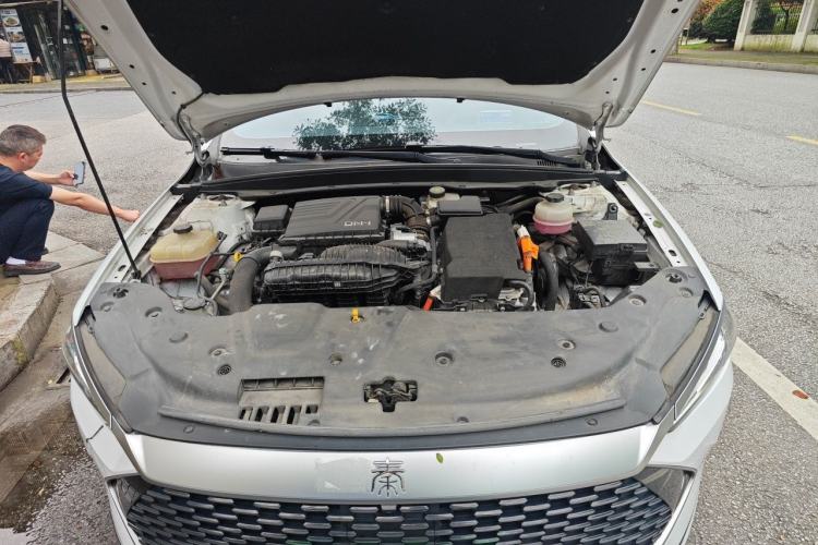 Used BYD Qin PLUS 2023 Champion Edition DM-i 55KM Superior Model Engine Bay