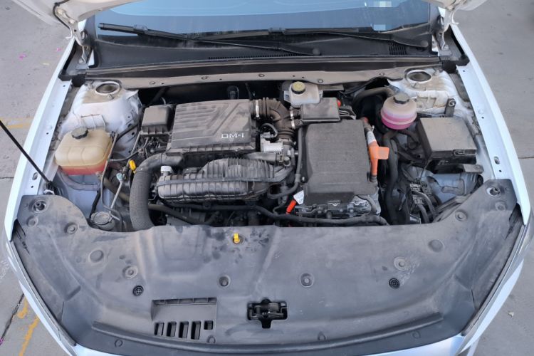 Used BYD Qin PLUS 2023 Champion Edition DM-i 55KM Superior Model Engine Bay