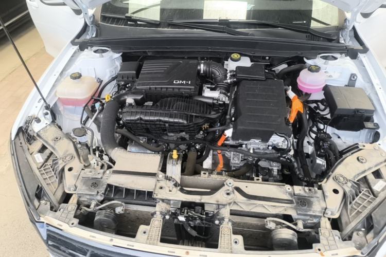 Used BYD Qin PLUS 2023 Champion Edition DM-i 120KM Leading Model Engine Bay