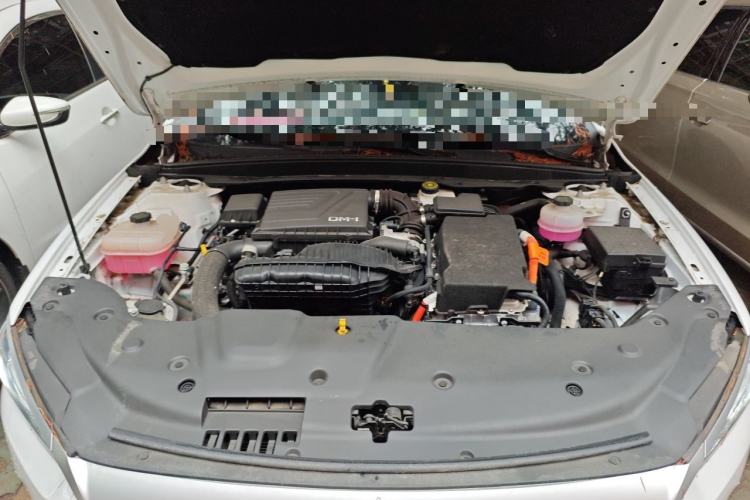 Used BYD Qin PLUS 2023 Champion Edition DM-i 55KM Leading Model Engine Bay