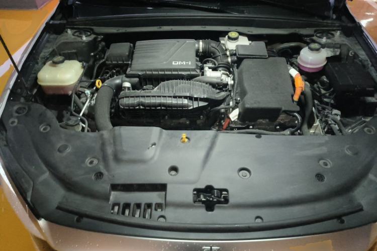 Used BYD Qin PLUS 2023 Champion Edition DM-i 55KM Leading Model Engine Bay