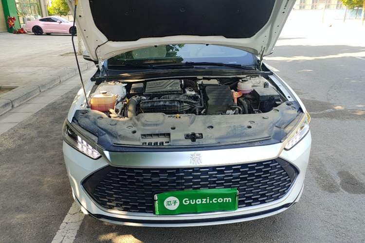 Used BYD Qin PLUS 2023 Champion Edition DM-i 120KM Leading Model Engine Bay