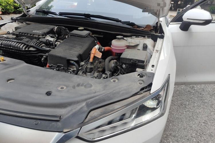 Used BYD Qin PLUS 2023 Champion Edition DM-i 55KM Leading Model Engine Bay Left