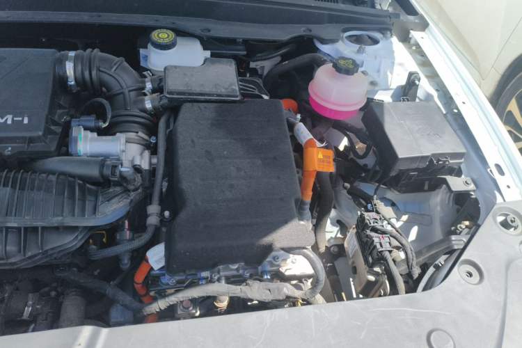 Used BYD Qin PLUS 2023 Champion Edition DM-i 120KM Leading Model Engine Bay Left