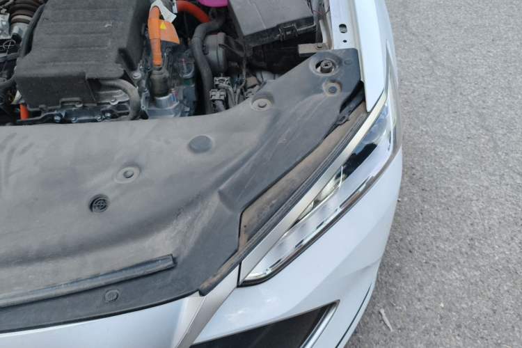 Used BYD Qin PLUS 2023 Champion Edition DM-i 55KM Leading Model Engine Bay Left