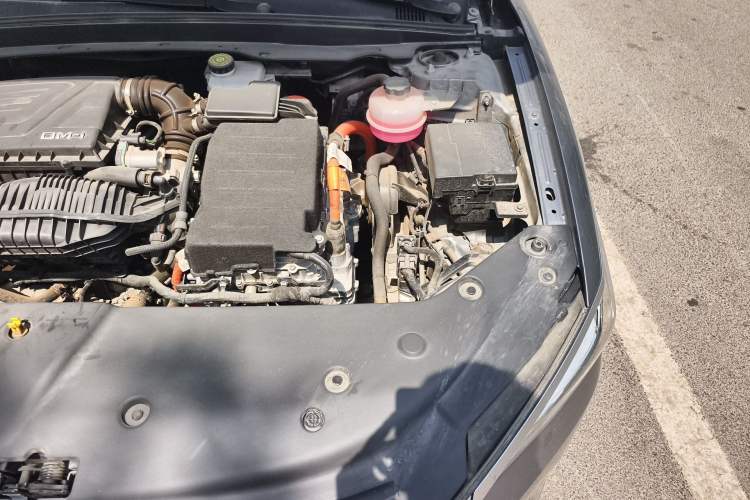 Used BYD Qin PLUS 2023 Champion Edition DM-i 55KM Leading Model Engine Bay Left