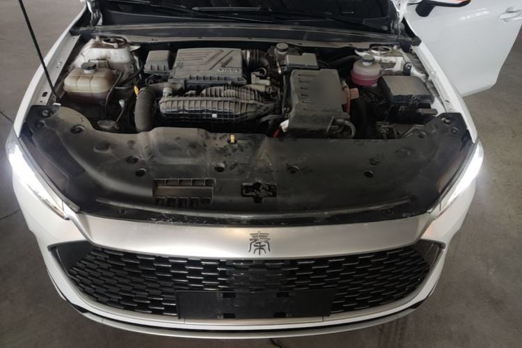 Used BYD Qin PLUS 2023 Champion Edition DM-i 55KM Leading Model Engine Bay