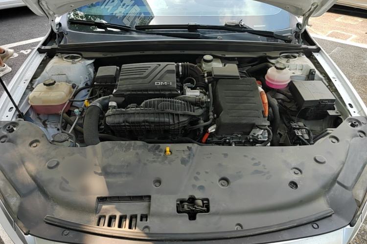 Used BYD Qin PLUS 2023 Champion Edition DM-i 55KM Leading Model Engine Bay