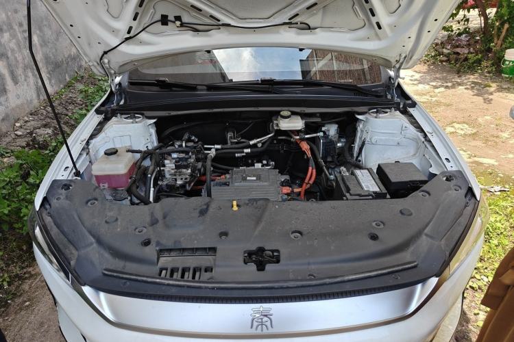 Used BYD Qin PLUS 2023 EV 510KM Travel Edition Engine Bay