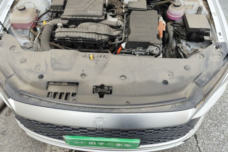 Used BYD Qin PLUS 2023 Champion Edition DM-i 55KM Leading Model Engine Bay