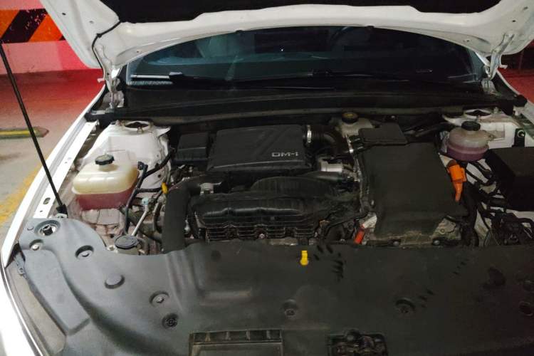 Used BYD Qin PLUS 2023 Champion Edition DM-i 120KM Leading Model Engine Bay Right