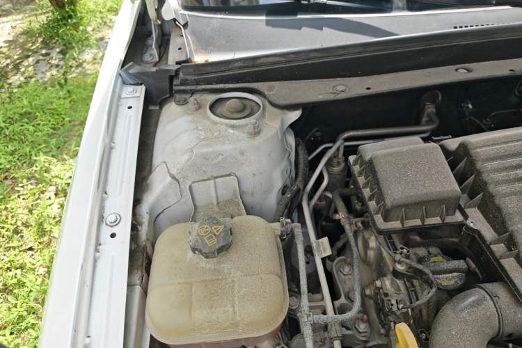 Used BYD Qin PLUS 2023 Champion Edition DM-i 55KM Leading Model Engine Bay Right
