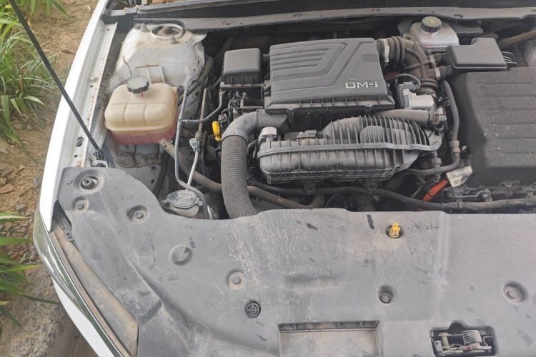 Used BYD Qin PLUS 2023 Champion Edition DM-i 120KM Leading Model Engine Bay Right