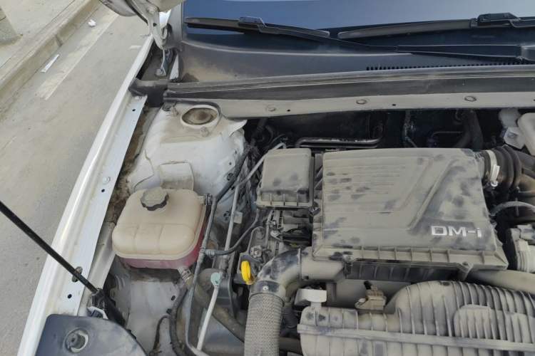 Used BYD Qin PLUS 2023 Champion Edition DM-i 120KM Excellence Model Engine Bay Right