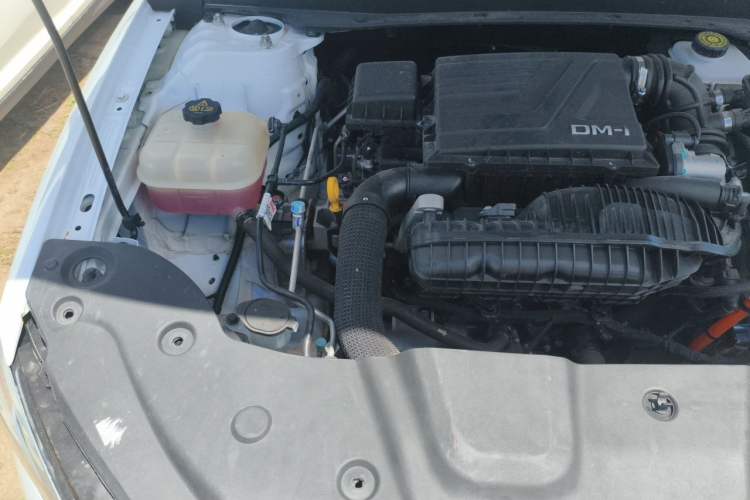 Used BYD Qin PLUS 2023 Champion Edition DM-i 120KM Leading Model Engine Bay Right