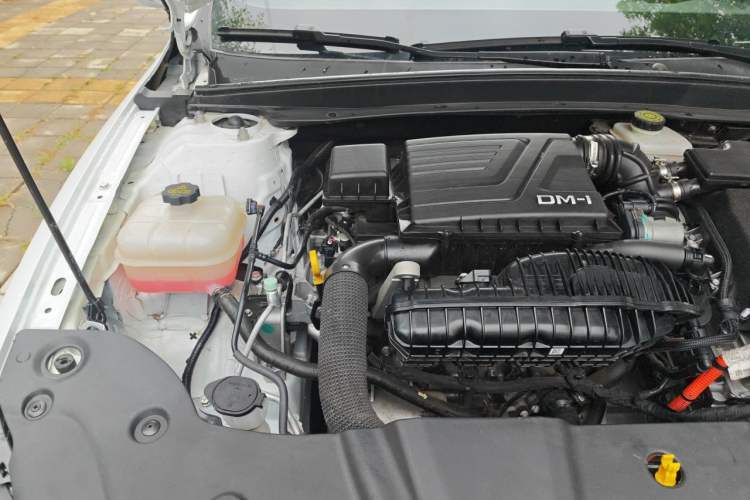 Used BYD Qin PLUS 2023 Champion Edition DM-i 55KM Leading Model Engine Bay Right
