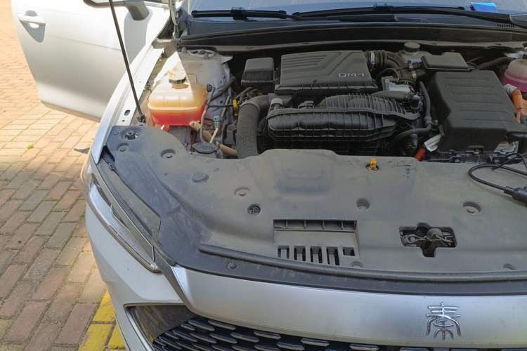 Used BYD Qin PLUS 2023 Champion Edition DM-i 55KM Leading Model Engine Bay Right