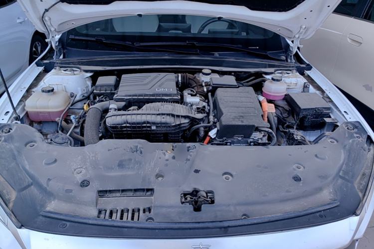 Used BYD Qin PLUS 2023 Champion Edition DM-i 55KM Leading Model Engine Bay