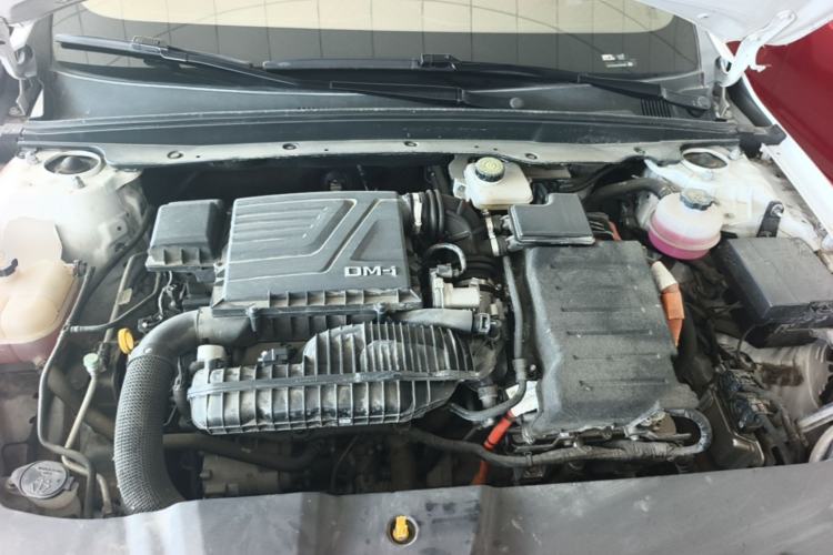 Used BYD Qin PLUS 2023 Champion Edition DM-i 55KM Leading Model Engine Bay