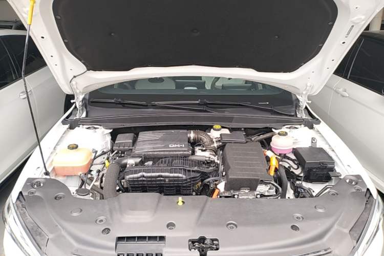 Used BYD Qin PLUS 2023 Champion Edition DM-i 55KM Superior Model Engine Bay