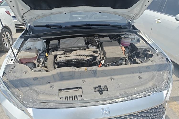 Used BYD Qin PLUS 2023 Champion Edition DM-i 55KM Leading Model Engine Bay