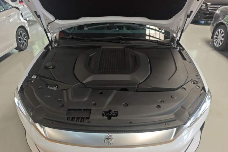 Used BYD Qin PLUS 2023 Champion Edition EV 510KM Beyond Model Engine Bay