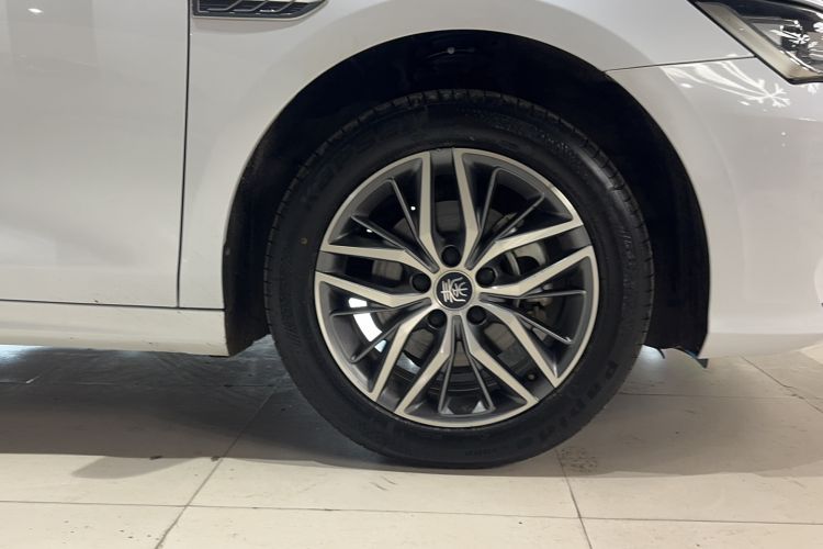 Used BYD Qin PLUS 2023 Champion Edition DM-i 120KM Leading Model Exterior 1