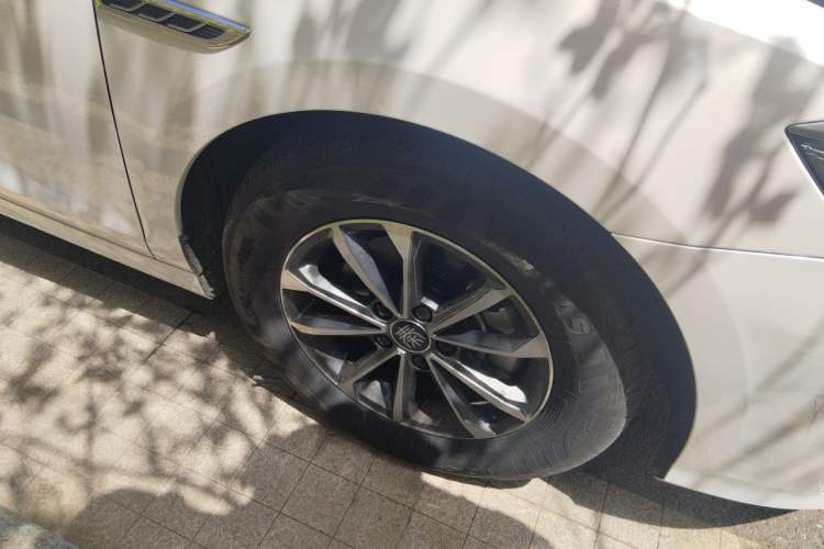 Used BYD Qin PLUS 2023 Champion Edition DM-i 55KM Leading Model Exterior 1