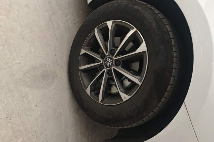 Used BYD Qin PLUS 2023 Champion Edition DM-i 55KM Leading Model Exterior 1