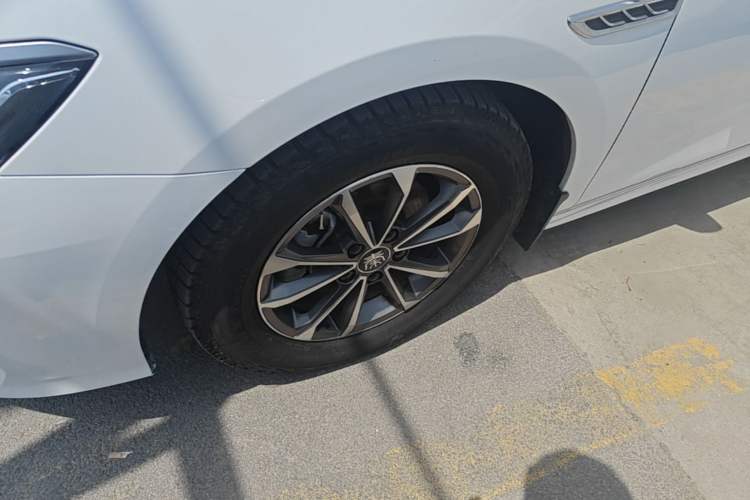 Used BYD Qin PLUS 2023 Champion Edition DM-i 55KM Leading Model Exterior 1