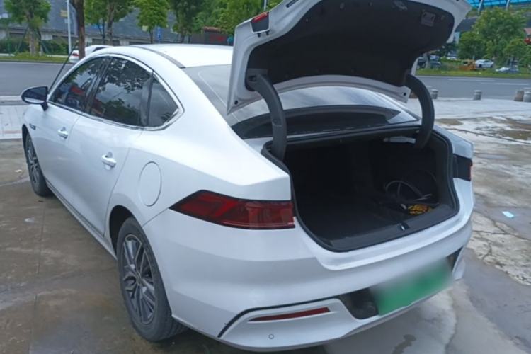 Used BYD Qin PLUS 2023 Champion Edition DM-i 55KM Superior Model Exterior 2