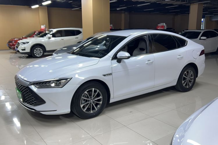 Used BYD Qin PLUS 2023 Champion Edition DM-i 55KM Leading Model Exterior 2
