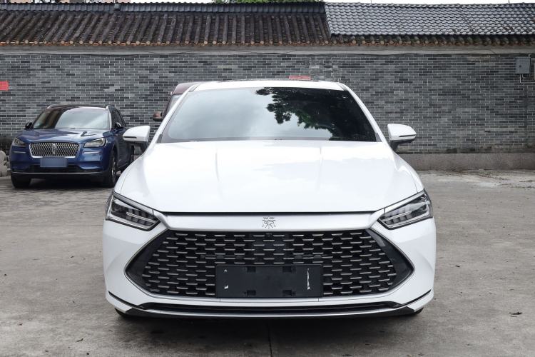 Used BYD Qin PLUS 2023 Champion Edition DM-i 55KM Superior Model Exterior 2