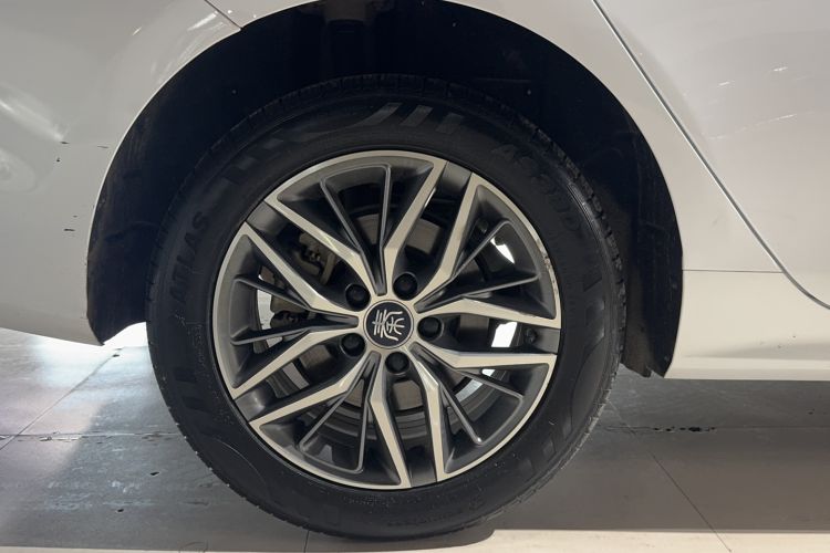 Used BYD Qin PLUS 2023 Champion Edition DM-i 120KM Leading Model Exterior 3