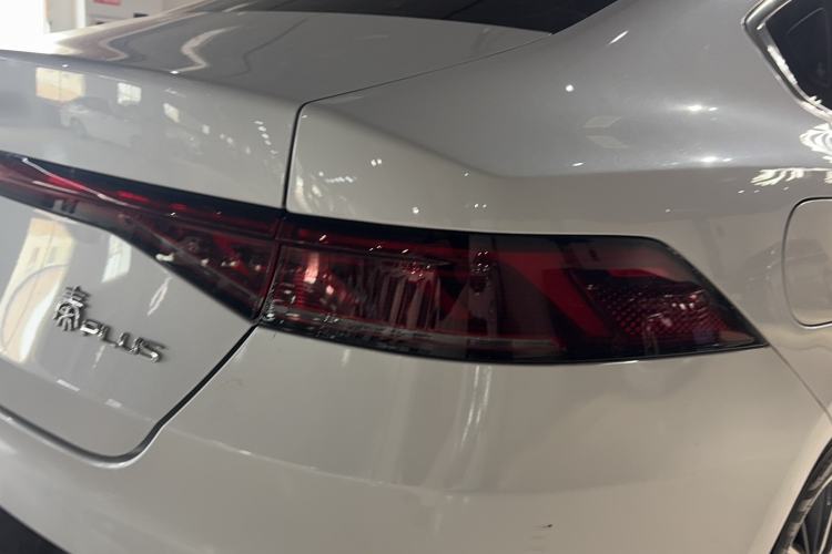 Used BYD Qin PLUS 2023 Champion Edition DM-i 120KM Leading Model Exterior 4