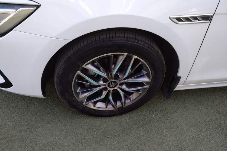 Used BYD Qin PLUS 2023 Champion Edition EV 420KM Superior Model Exterior 4