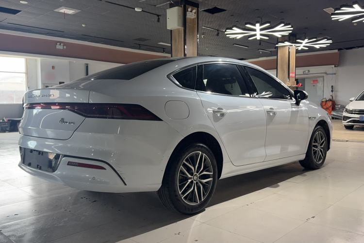 Used BYD Qin PLUS 2023 Champion Edition DM-i 120KM Leading Model Exterior 5