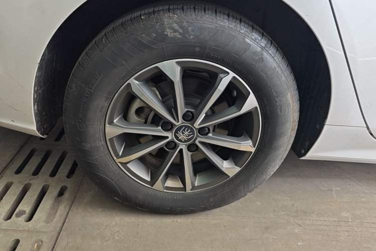 Used BYD Qin PLUS 2023 Champion Edition DM-i 55KM Leading Model Exterior 5