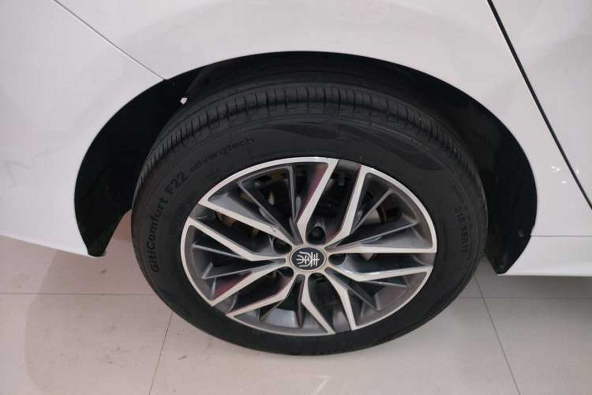 Used BYD Qin PLUS 2023 Champion Edition EV 420KM Leading Model Exterior 5