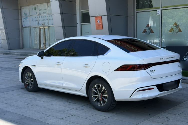 Used BYD Qin PLUS 2023 Champion Edition DM-i 55KM Leading Model Exterior 5
