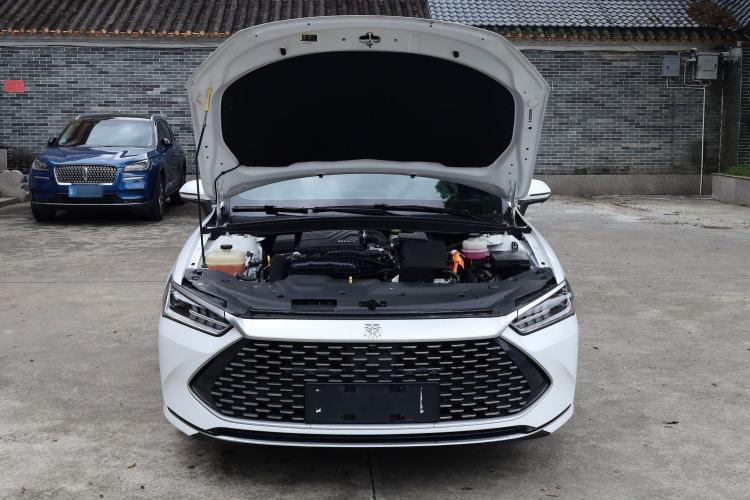 Used BYD Qin PLUS 2023 Champion Edition DM-i 55KM Superior Model Exterior 5