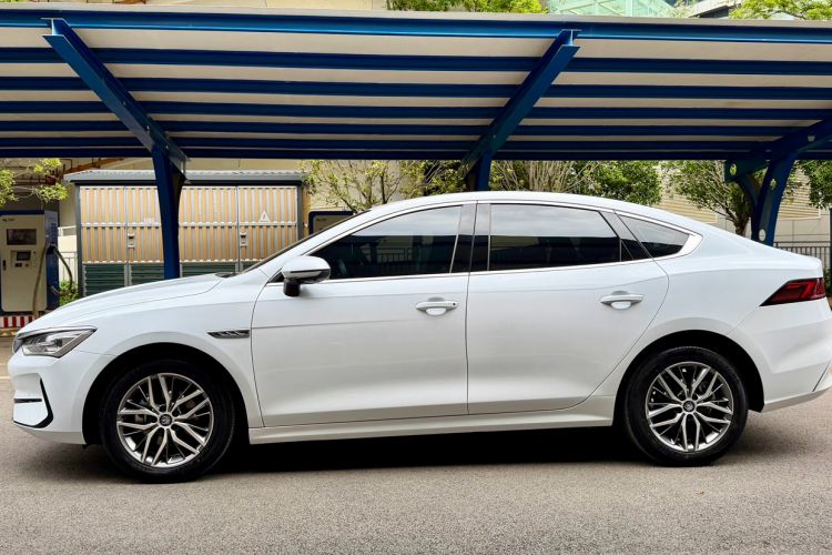 Used BYD Qin PLUS 2023 Champion Edition EV 510KM Beyond Model Exterior 6