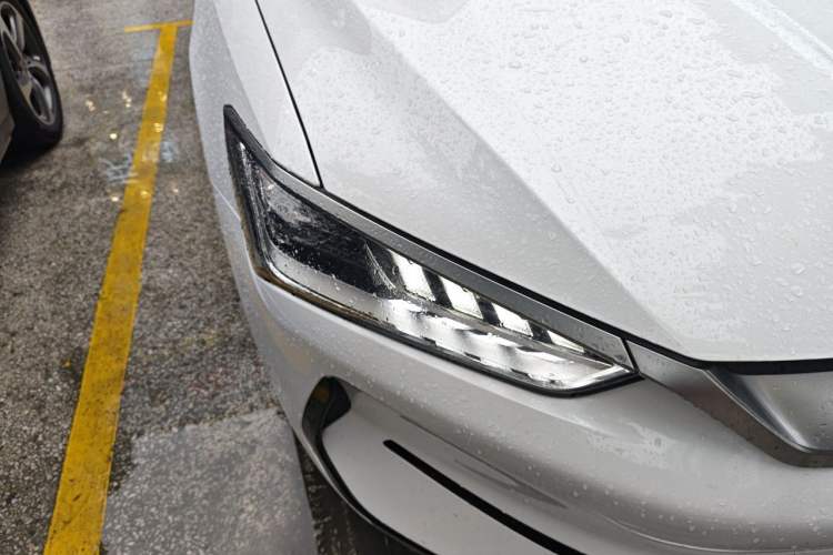 Used BYD Qin PLUS 2023 EV 510KM Travel Edition Exterior 6