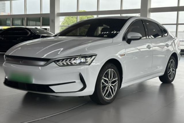 Used BYD Qin PLUS 2023 Champion Edition EV 420KM Leading Model