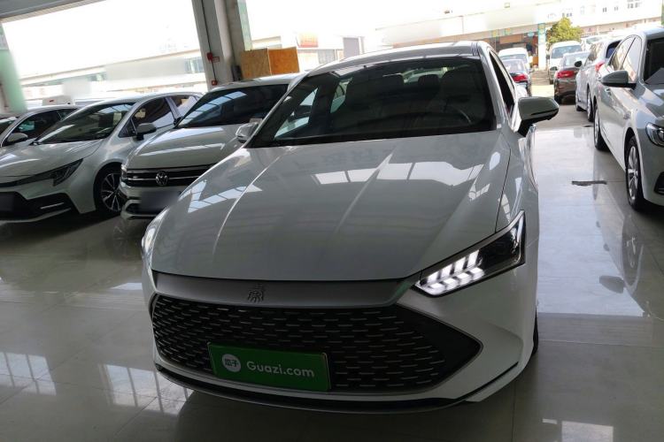 Used BYD Qin PLUS 2023 Champion Edition DM-i 120KM Beyond Model Front