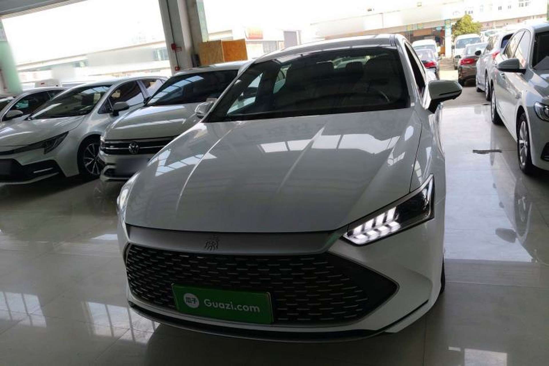 Used BYD Qin PLUS 2023 Champion Edition DM-i 120KM Beyond Model Front