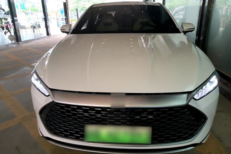 Used BYD Qin PLUS 2023 Champion Edition DM-i 55KM Superior Model Front